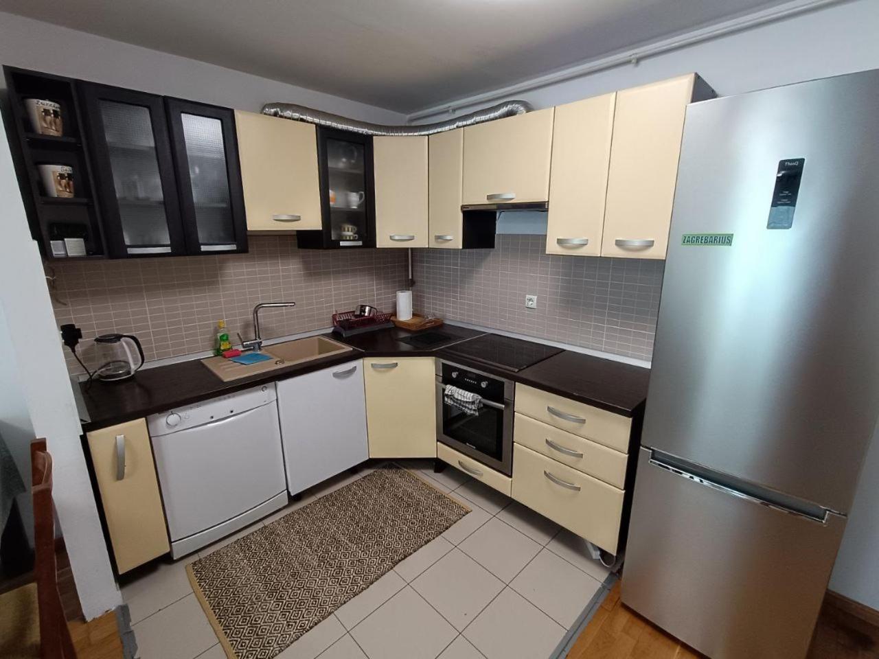 Apartment Zagrebarius Extérieur photo